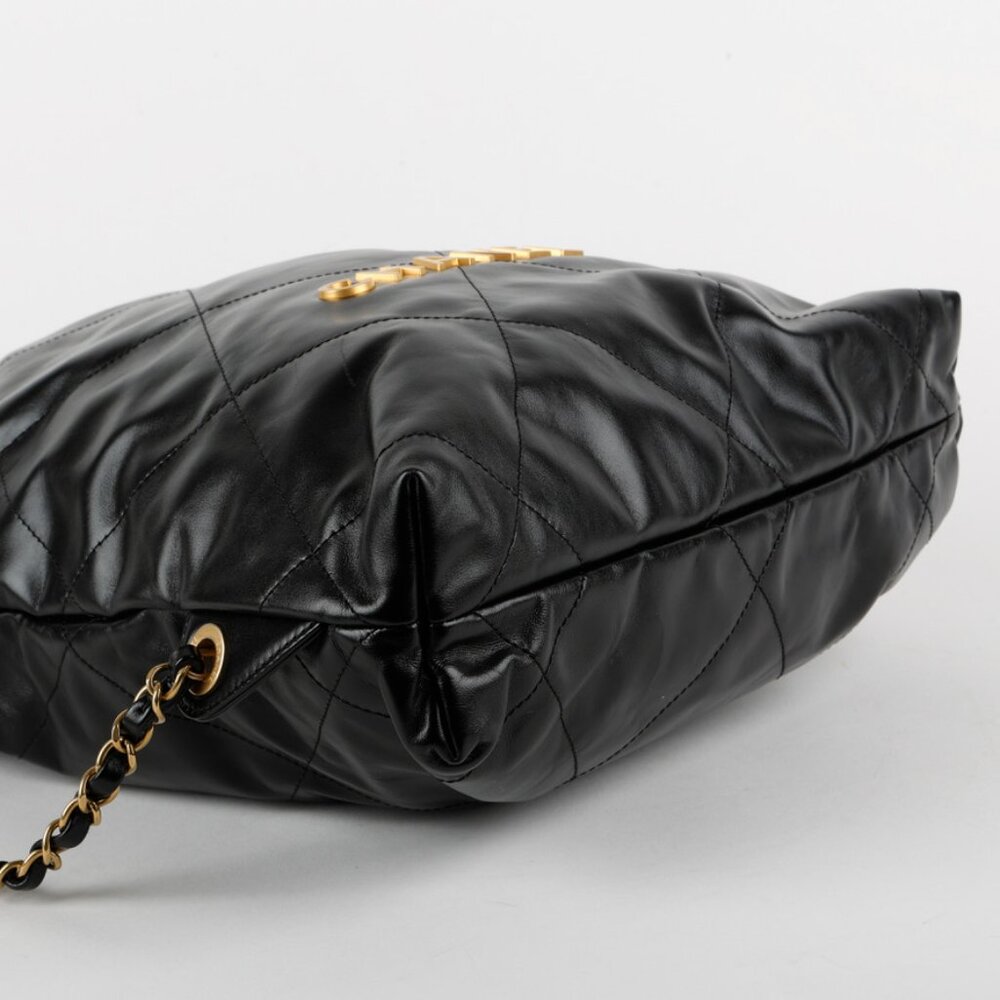 Chanel 22 Backpack Black Lambskin - Picture 5 of 7